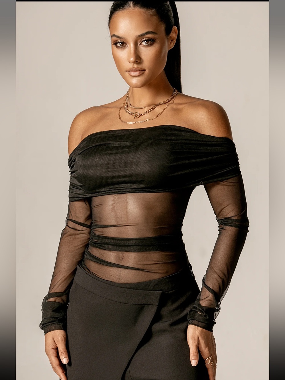 ALIAVA Regina Off-Shoulder Mesh Top Black long sleeve see‎ through size S